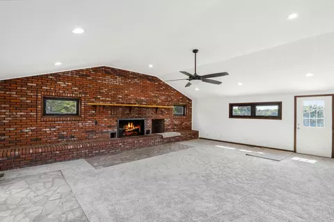 Living - 239 Wayne Threatt Rd, Dover, TN 37058 photo 1 of 6