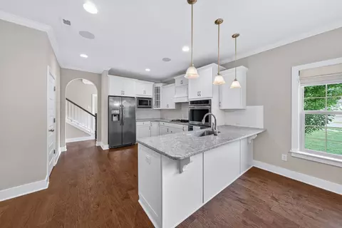 Kitchen - 910 Scouting Dr, Franklin, TN 37064 photo 4 of 4