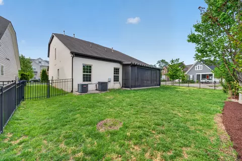 Exterior - 910 Scouting Dr, Franklin, TN 37064 photo 13 of 19