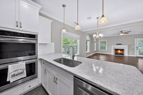Kitchen - 910 Scouting Dr, Franklin, TN 37064 photo 2 of 4