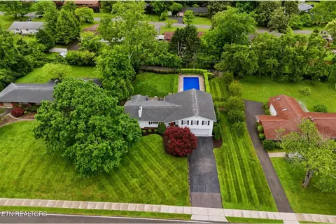 7009 Sheffield Dr, Knoxville, TN 37909