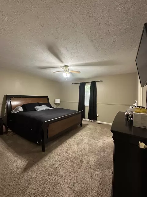 Bedroom - 133 Buttonwood Dr, Jackson, TN 38305 photo 2 of 3