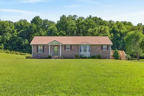 6702 Highway 41 N, Cedar Hill, TN 37032