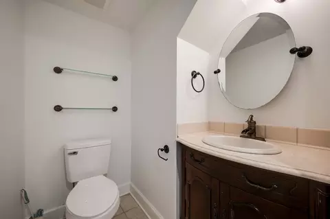 Bath - 202 W College St # A, Dickson, TN 37055 photo 5 of 5