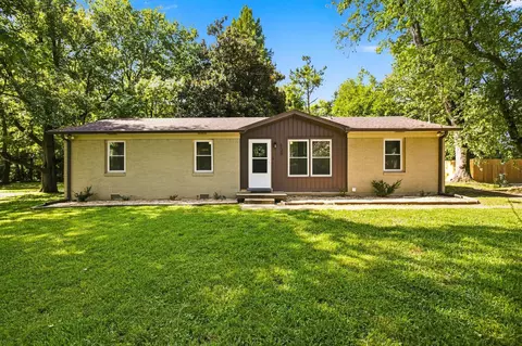 129 Napier Dr, Columbia, TN 38401