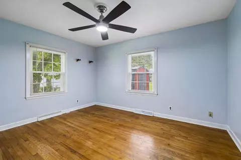 Bedroom - 111 Morrison St, Centerville, TN 37033 photo 2 of 5