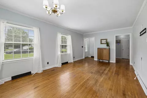 Living - 111 Morrison St, Centerville, TN 37033 photo 3 of 3