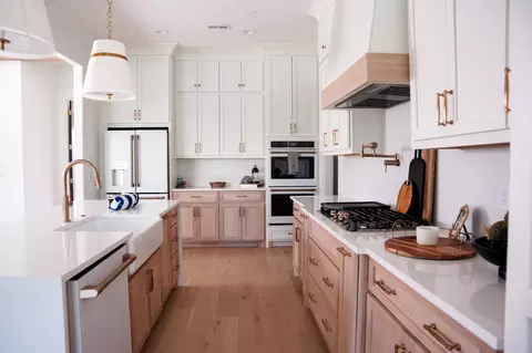 Kitchen - 5732 Eaglemont Dr, Murfreesboro, TN 37129 photo 7 of 13