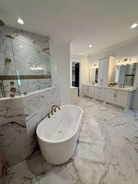 Bath - 5732 Eaglemont Dr, Murfreesboro, TN 37129 photo 7 of 7
