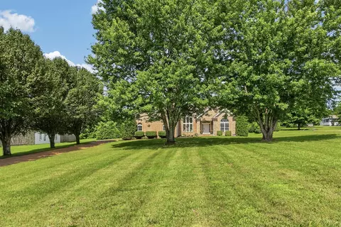Exterior - 2305 Clara Mathis Rd, Spring Hill, TN 37174 photo 12 of 15