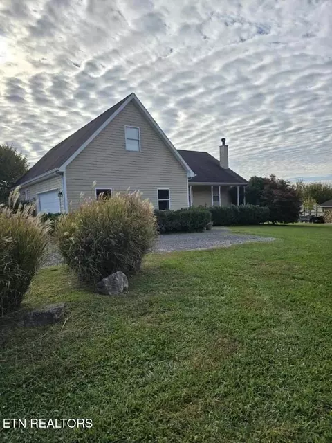 747 E Dumplin Valley Rd, Jefferson City, TN 37760