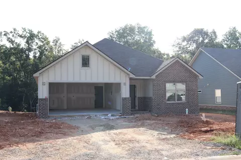 597 Willow Park Dr, Clarksville, TN 37043