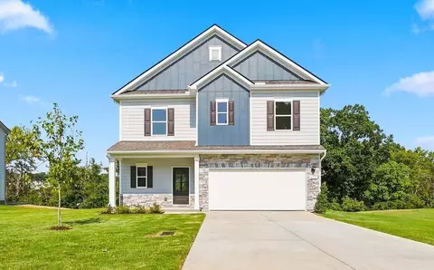 617 Nightengale Ridge Dr, Columbia, TN 38401