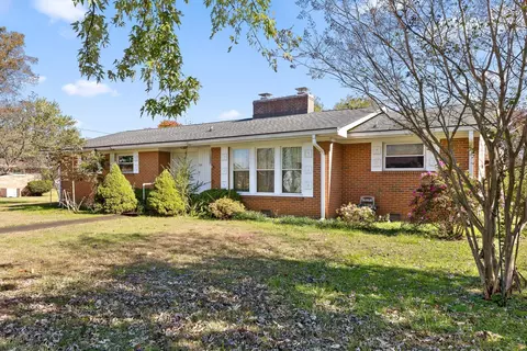 1704 Omalee Ave, Chattanooga, TN 37411
