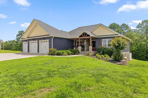72 Farm View Cir, Rock Spring, GA 30739