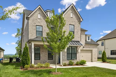3287 Sassafras Ln, Thompsons Station, TN 37179