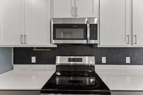 Kitchen - 566 Trinity Way, Spring Hill, TN 37174 photo 3 of 3