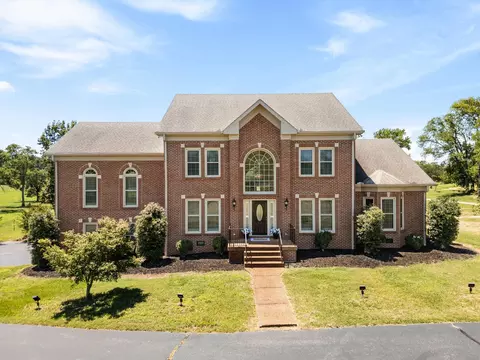 2132 Neelys Bend Rd, Madison, TN 37115