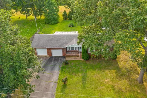 103 Hazelnut Ave, Camden, TN 38320
