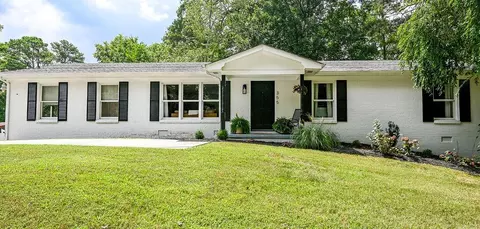355 Apache Trl NW, Cleveland, TN 37312