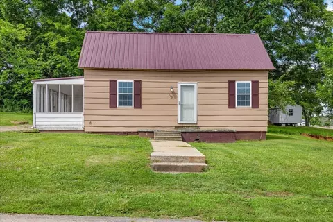 110 Elm St, Niota, TN 37826