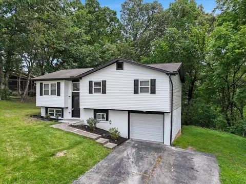 416 Northmont Rd, Hixson, TN 37343