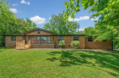 509 Rosewood Dr, Clarksville, TN 37043