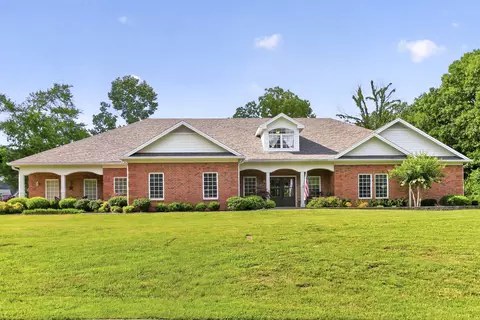 1030 Parsons Way, Hendersonville, TN 37075