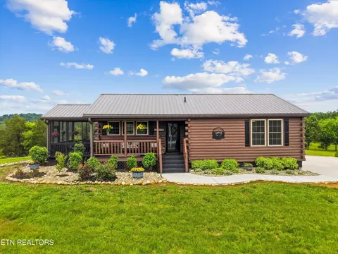 1609 Big Gully Rd, Maryville, TN 37801