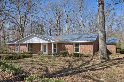 766 Bowling Alley Rd, Manchester, TN 37355