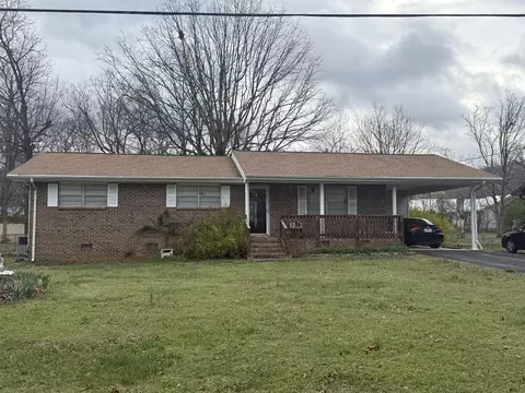 128 Williams St, Trenton, GA 30752