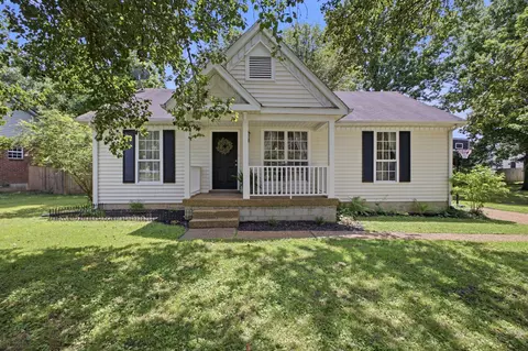 712 Windsor Trce, Goodlettsville, TN 37072