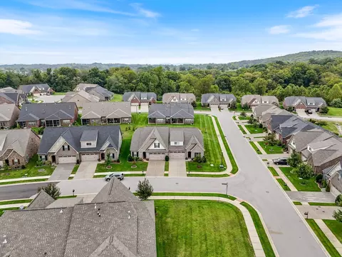1500 Cedarbrooke Ln, Lebanon, TN 37090