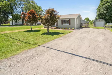 201 10th Ave N, Decherd, TN 37324 photo 4