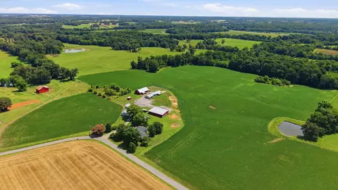 5039 Somerville Rd, Cross Plains, TN 37049