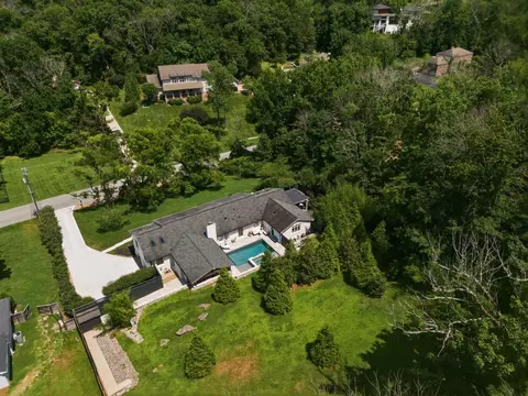 5340 Forest Acres Dr, Nashville, TN 37220