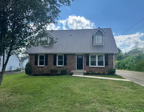 408 Helton Dr, Clarksville, TN 37042