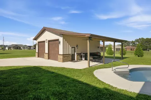 Exterior - 12 Mcfall Rd, Ethridge, TN 38456 photo 7 of 10