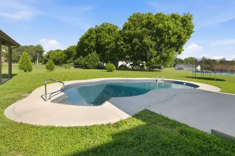 Exterior - 12 Mcfall Rd, Ethridge, TN 38456 photo 9 of 10