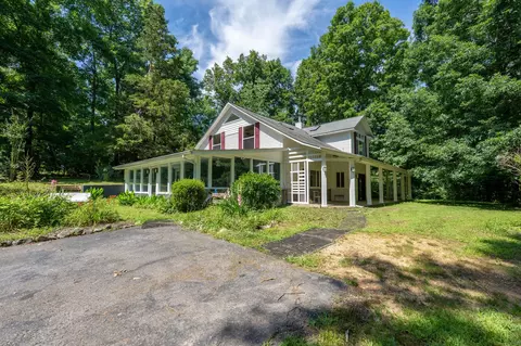265 Roanoke Creek Rd, Collinwood, TN 38450