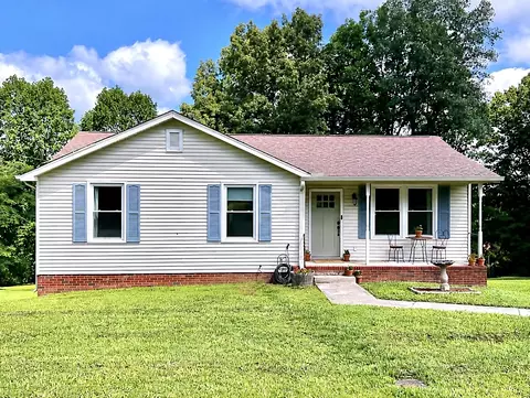 250 Old Columbia Rd, Dickson, TN 37055