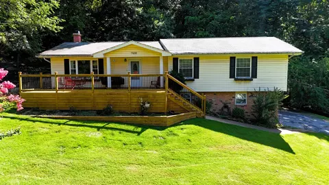 7608 Ridge Bay Dr, Hixson, TN 37343