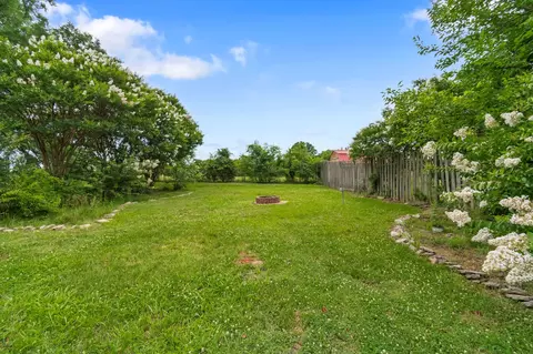 Exterior - 3706 Maple Ln, Murfreesboro, TN 37129 photo 7 of 8