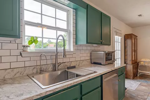 Kitchen - 3706 Maple Ln, Murfreesboro, TN 37129 photo 4 of 4