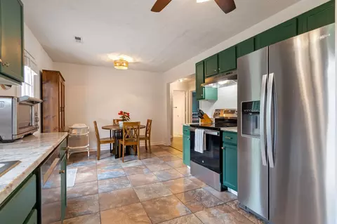 Kitchen - 3706 Maple Ln, Murfreesboro, TN 37129 photo 3 of 4