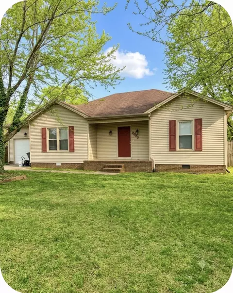 8639 Churchill Dr, Oak Grove, KY 42262