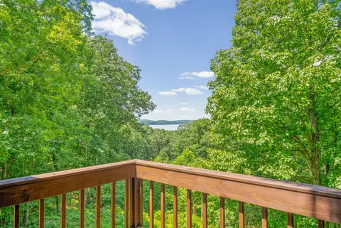 View/Area - 238 Eagle View Dr, Dover, TN 37058 photo 2 of 6