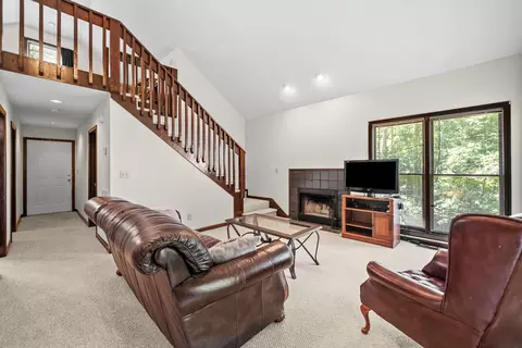 Living - 238 Eagle View Dr, Dover, TN 37058 photo 2 of 3