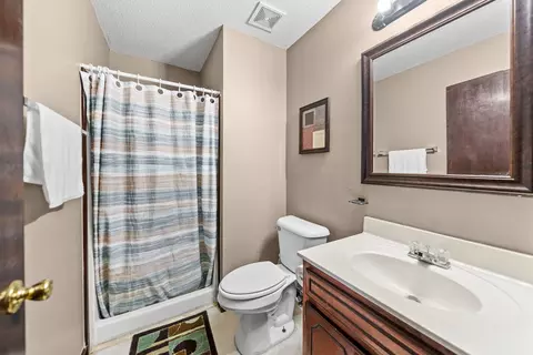 Bath - 238 Eagle View Dr, Dover, TN 37058 photo 1 of 1