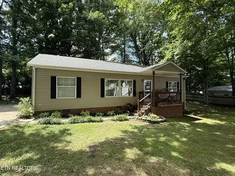 102 Sage St, Athens, TN 37303